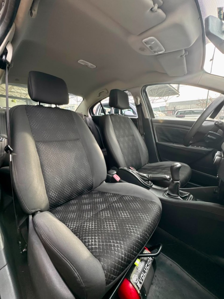 Renault FLUENCE 1.6 DYNAMIQUE — foto 15